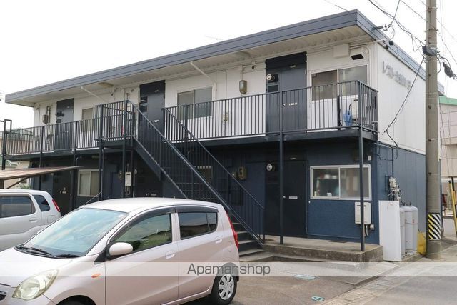 レスト北新川 B棟の外観写真