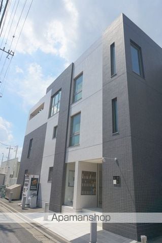 東武伊勢崎・大師線 西新井駅 徒歩7分 3階建 築20年の外観写真