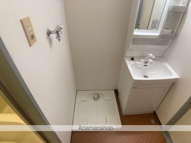 コットンハイツ東大沼の内装写真