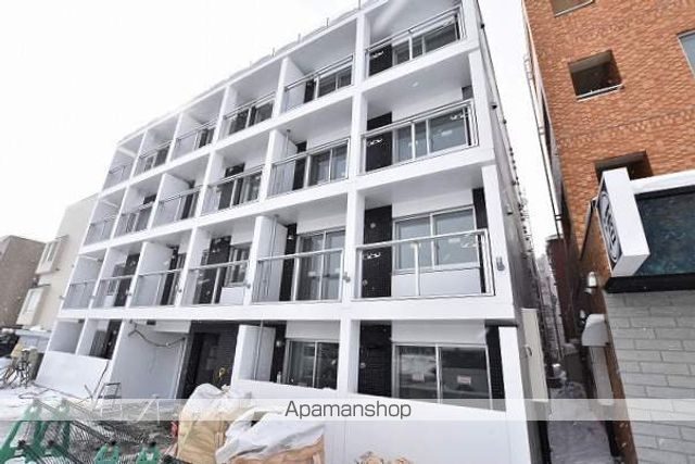 札幌市南北線 麻生駅 徒歩7分 4階建 築8年の外観写真