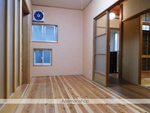 京都市烏丸線 北大路駅 徒歩35分 2階建 築62年の内装写真