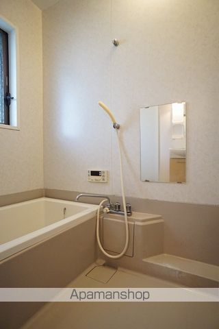フロンティアの内装写真