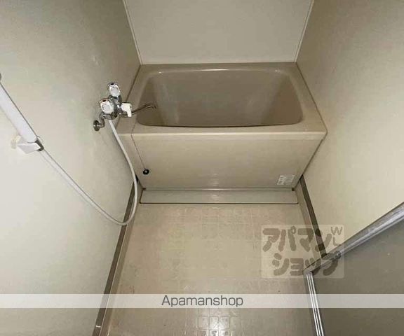 ハイツ小倉山の内装写真