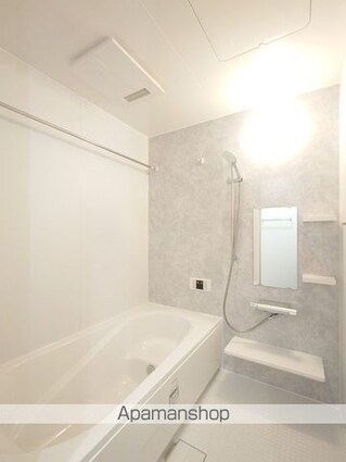 Ｄーｒｅｓｉｄｅｎｃｅ東川口Ｓ[2LDK/56.72m2]のバス