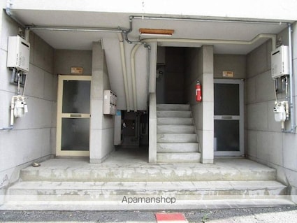 徳島県徳島市春日１丁目[3DK/49.63m2]のエントランス