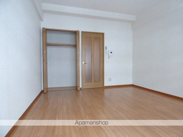 エクセレント上新12の内装写真