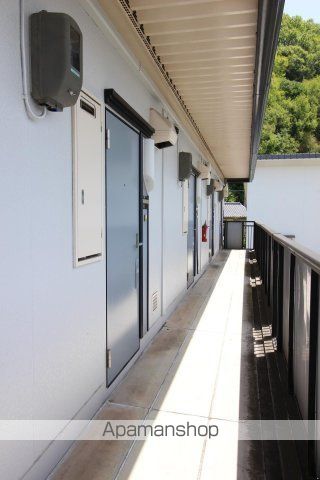 ビーライン川南Aの玄関写真
