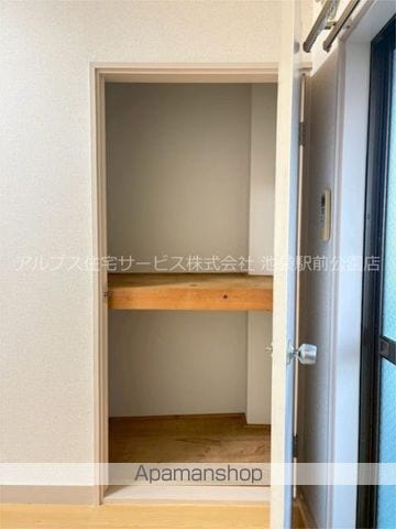 イズミ第二の内装写真