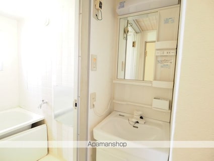 ヴォンメゾンＳＥＮＧＯＫＵ[3LDK/68.8m2]の洗面所