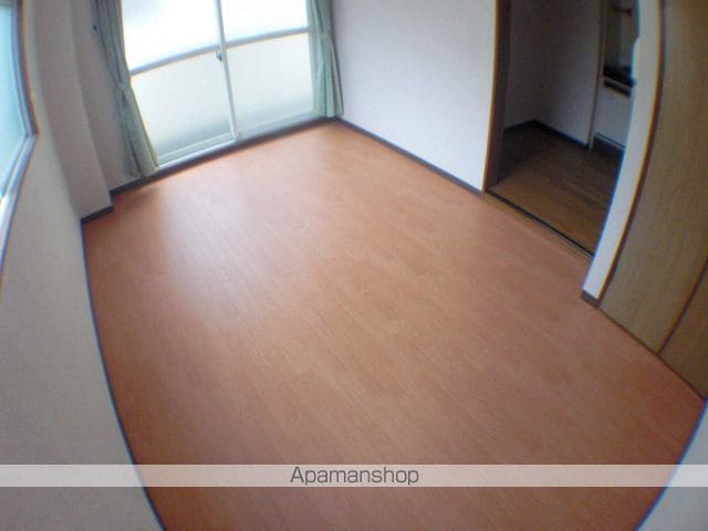 パラッツオニッセイの内装写真
