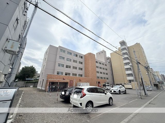 ラフォーレ山鼻の外観写真