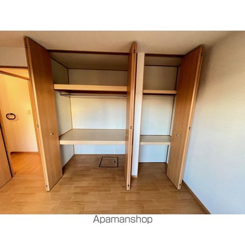 メルベーユ芝原 Bの内装写真