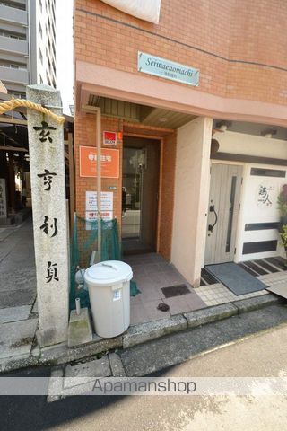 清和榎町の玄関写真