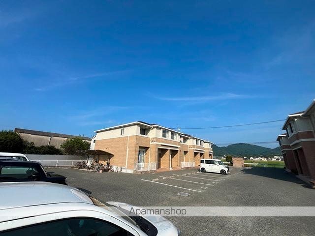 ストロベリーAの外観写真