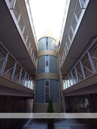 メゾン南平Ｃ[1R/16.15m2]のエントランス