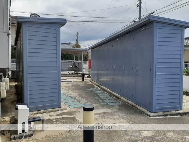 リバニッシュAの玄関写真