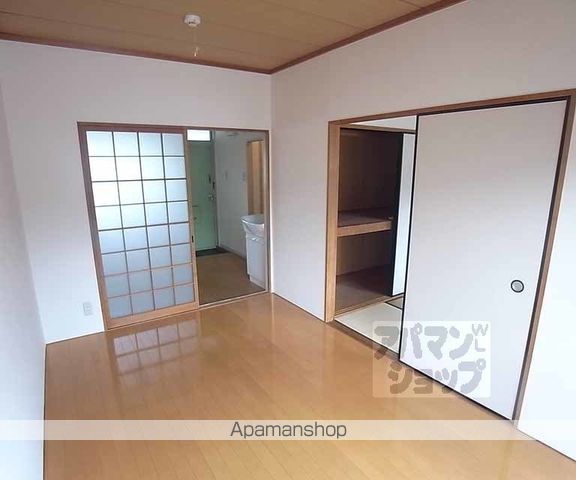 ハイツ奥村A棟の内装写真
