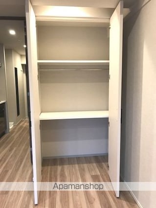 ルフォンプログレ文京湯島[1K/25.42m2]の収納