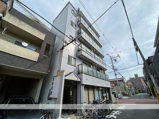 クインズコート緑橋の外観写真
