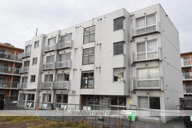 中神マンションの外観写真