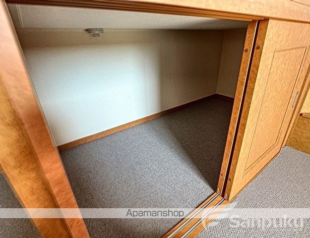 レオパレスサンタローザの内装写真