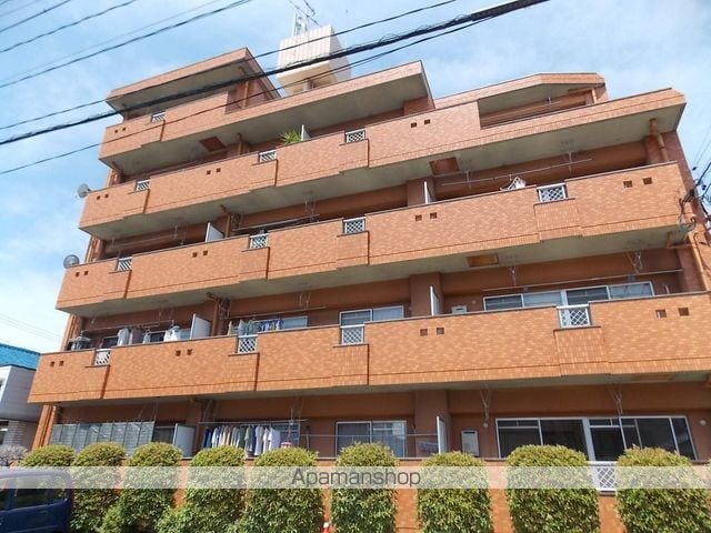メゾン花咲の外観写真