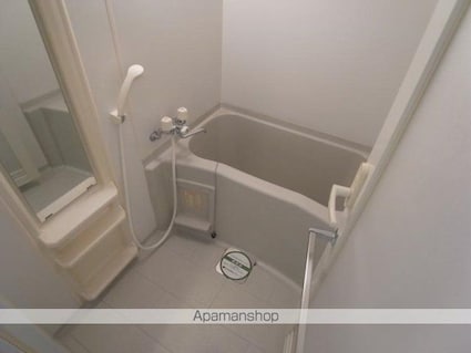 東京都新宿区中落合３丁目[1K/21m2]のバス