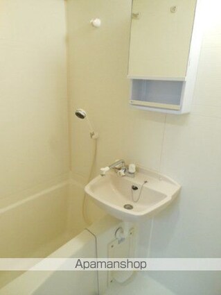 東京都港区芝３丁目[1K/22.4m2]のバス