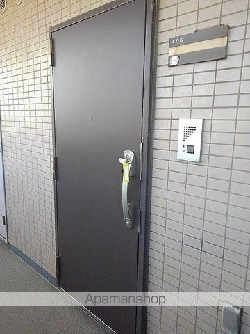 トーカンキャステール西湊町の玄関写真
