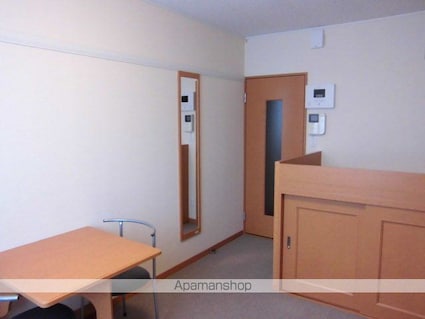 レオパレスリトルシャイン富田[1K/28.02m2]のリビング・居間2