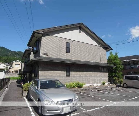 クローバー竹内の外観写真