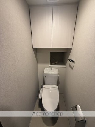 プレディアコート三軒茶屋[2LDK/39.32m2]のトイレ