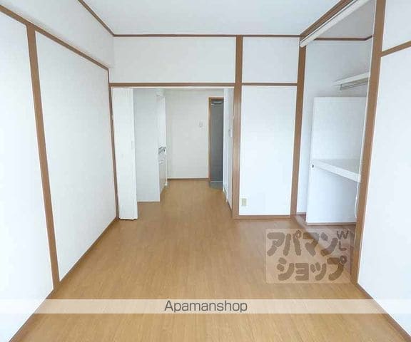 万里小路アベニューの内装写真