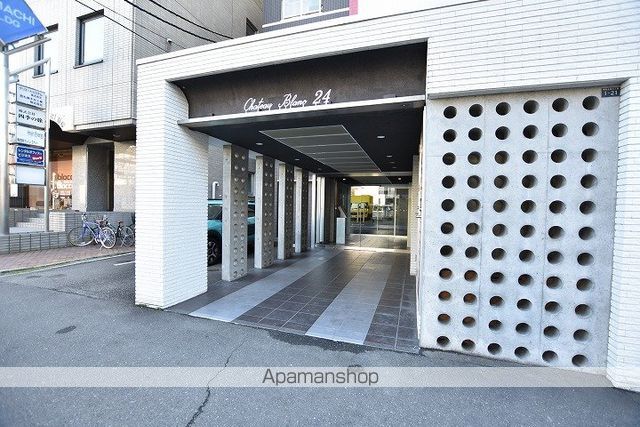 プライマル札幌琴似の玄関写真