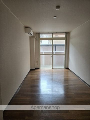 エメラルドリーフの内装写真
