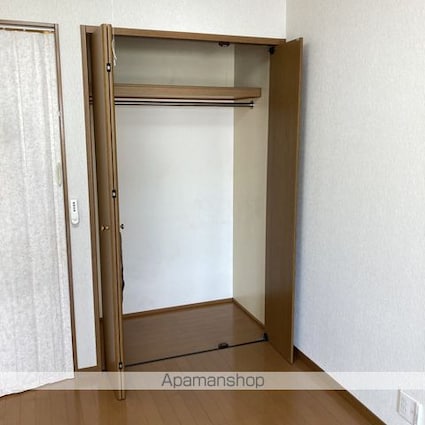 エーヌナイン[1R/27.64m2]の収納