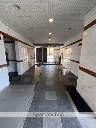 和歌山県和歌山市友田町５丁目[1K/27.63m2]のエントランス4