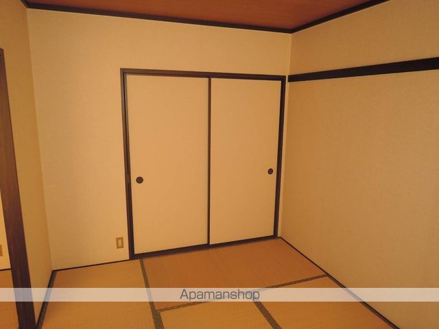 フォーヴルミチの内装写真
