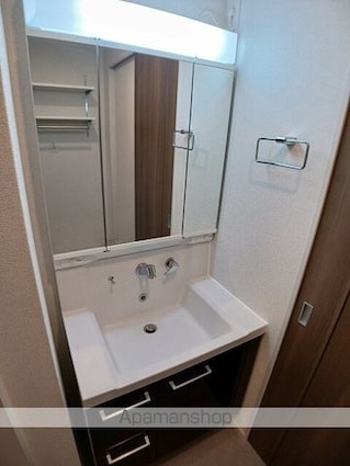 ラクーン守山[1LDK/42.59m2]の洗面所