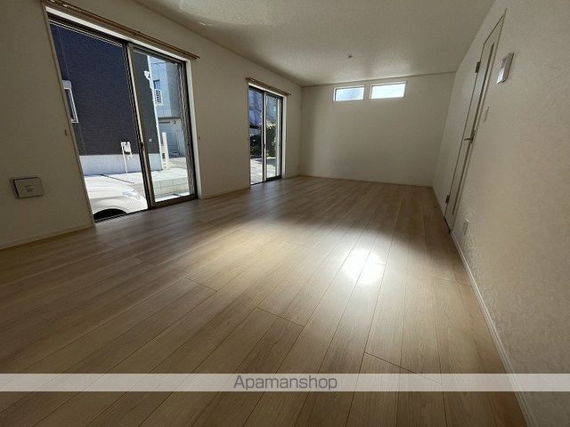 小呂町戸建の内装写真