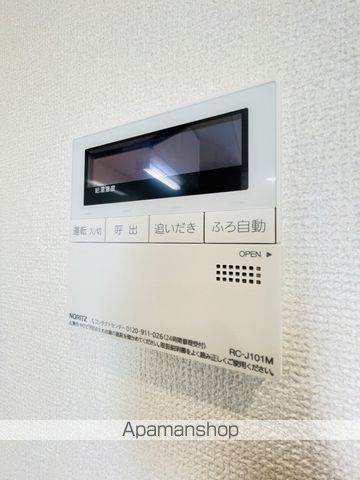 SOLメイクス新栄の内装写真