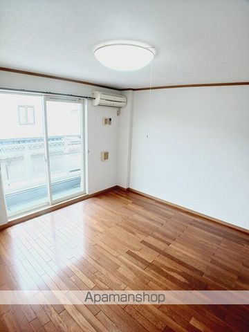 ヴィラ プリティの内装写真