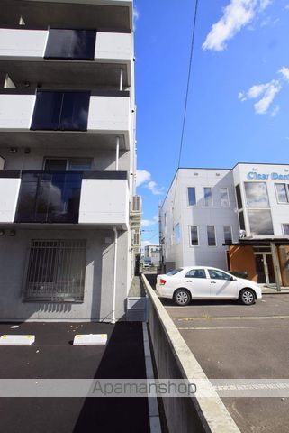 PINE HILLS東区役所前の外観写真