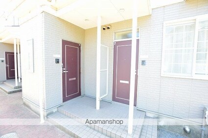 グレースコートⅡ[2LDK/63.3m2]のエントランス