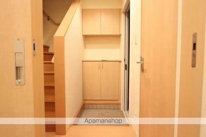 メリーメゾン[2LDK/69.68m2]の玄関