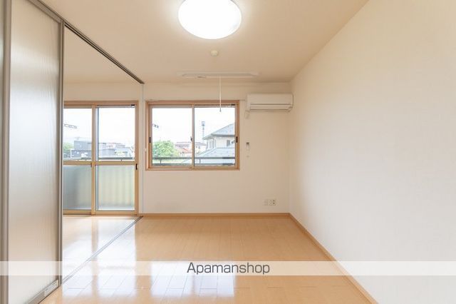 リビングタウン下新北町の内装写真