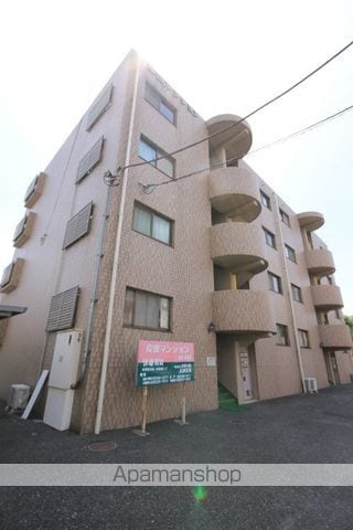 岸田マンションの玄関写真