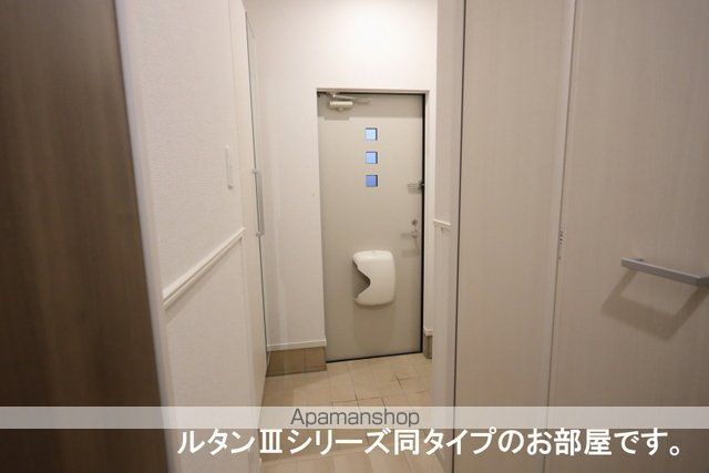 メゾン・ド・リュミエールIIIの内装写真