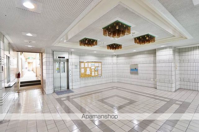 ダイアパレス中前川の玄関写真