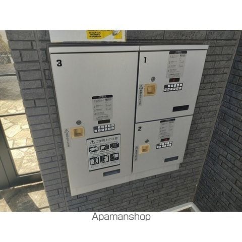 メゾン笹塚の外観写真